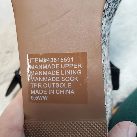 a Wide - Picture 9 of 10